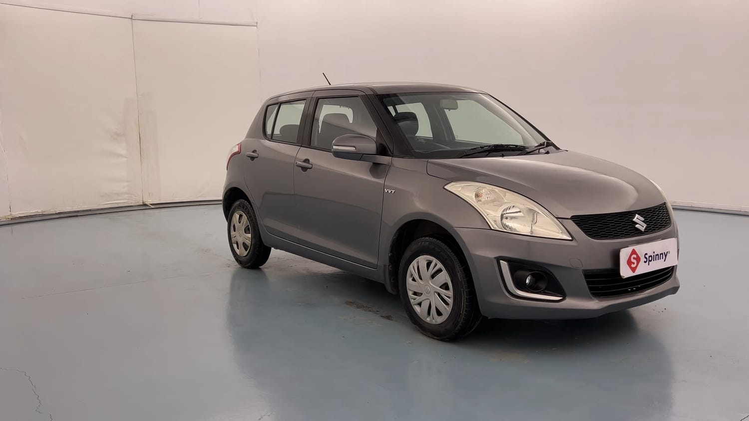 Used 2015 Maruti Suzuki Swift VXi Petrol Manual exterior RIGHT FRONT CORNER VIEW