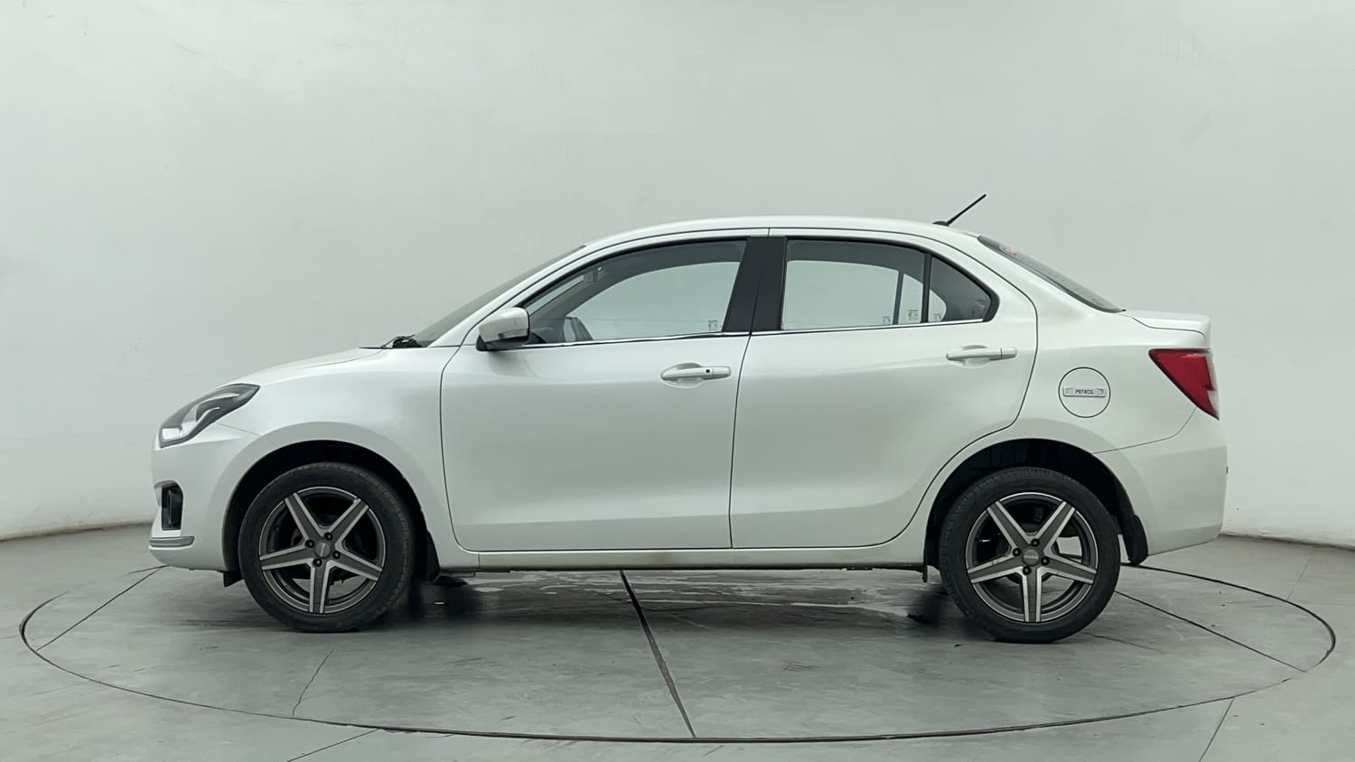 Used 2019 Maruti Suzuki Dzire ZXi Plus AMT Petrol Automatic exterior LEFT SIDE VIEW