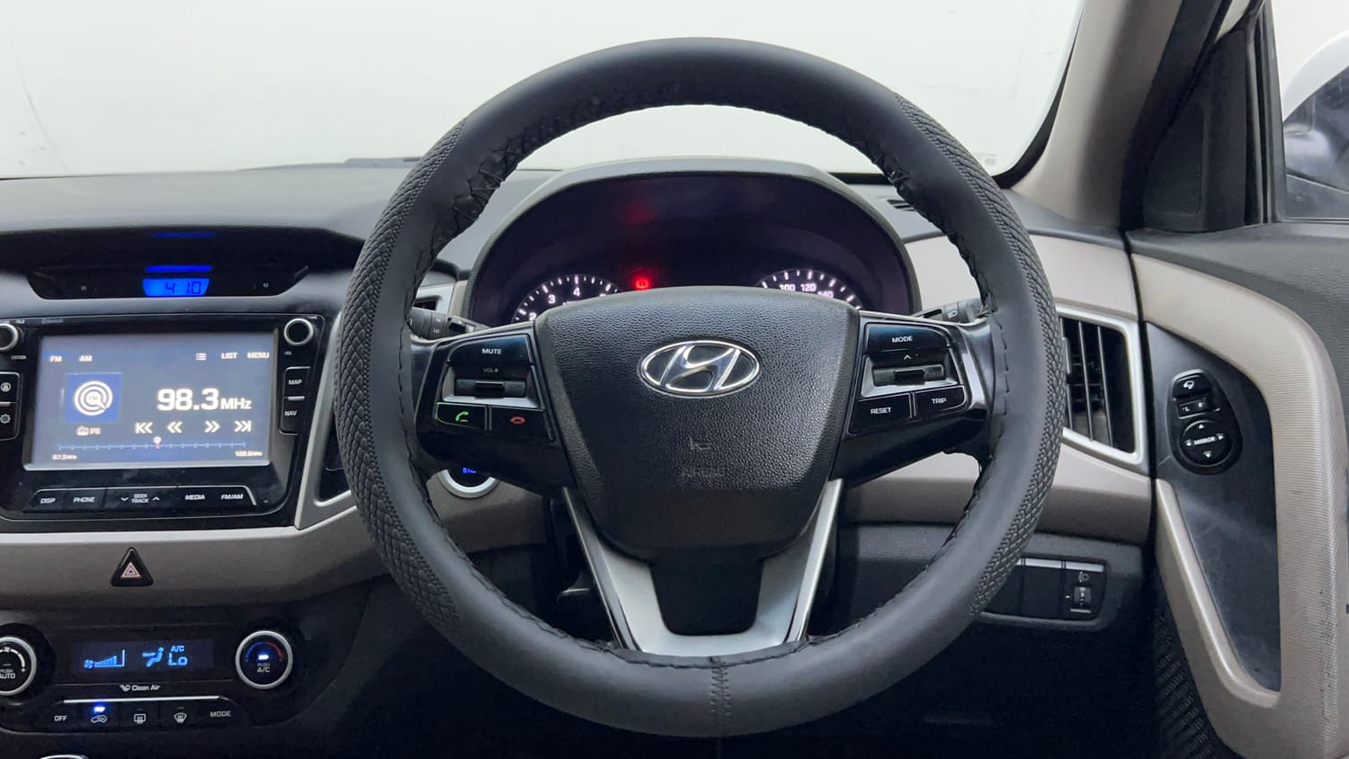 Used 2017 Hyundai Creta 1.6 SX Plus AT Petrol Petrol Automatic interior STEERING VIEW
