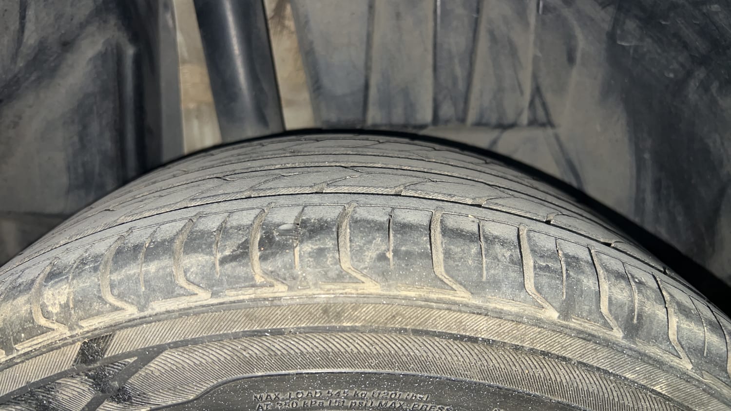 Used 2019 Maruti Suzuki Dzire ZXi Plus AMT Petrol Automatic tyres RIGHT REAR TYRE TREAD VIEW