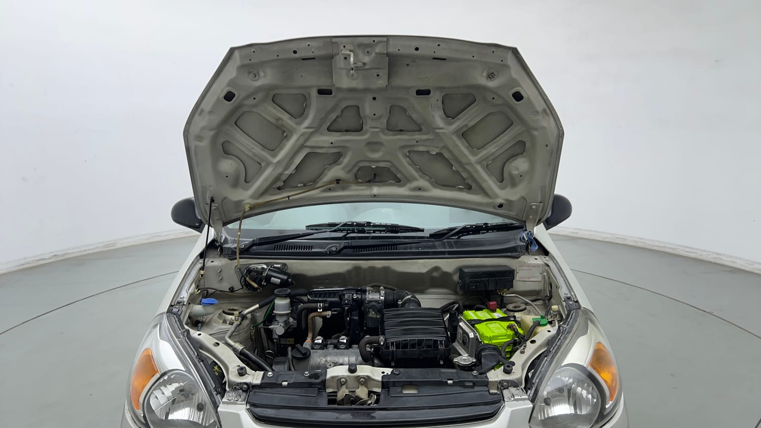 Used 2019 Maruti Suzuki Alto 800 LXi Petrol Manual engine ENGINE & BONNET OPEN FRONT VIEW