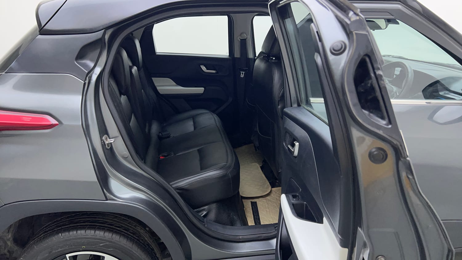 Used 2022 Tata Punch Creative Dual Tone Petrol Manual interior RIGHT SIDE REAR DOOR CABIN VIEW