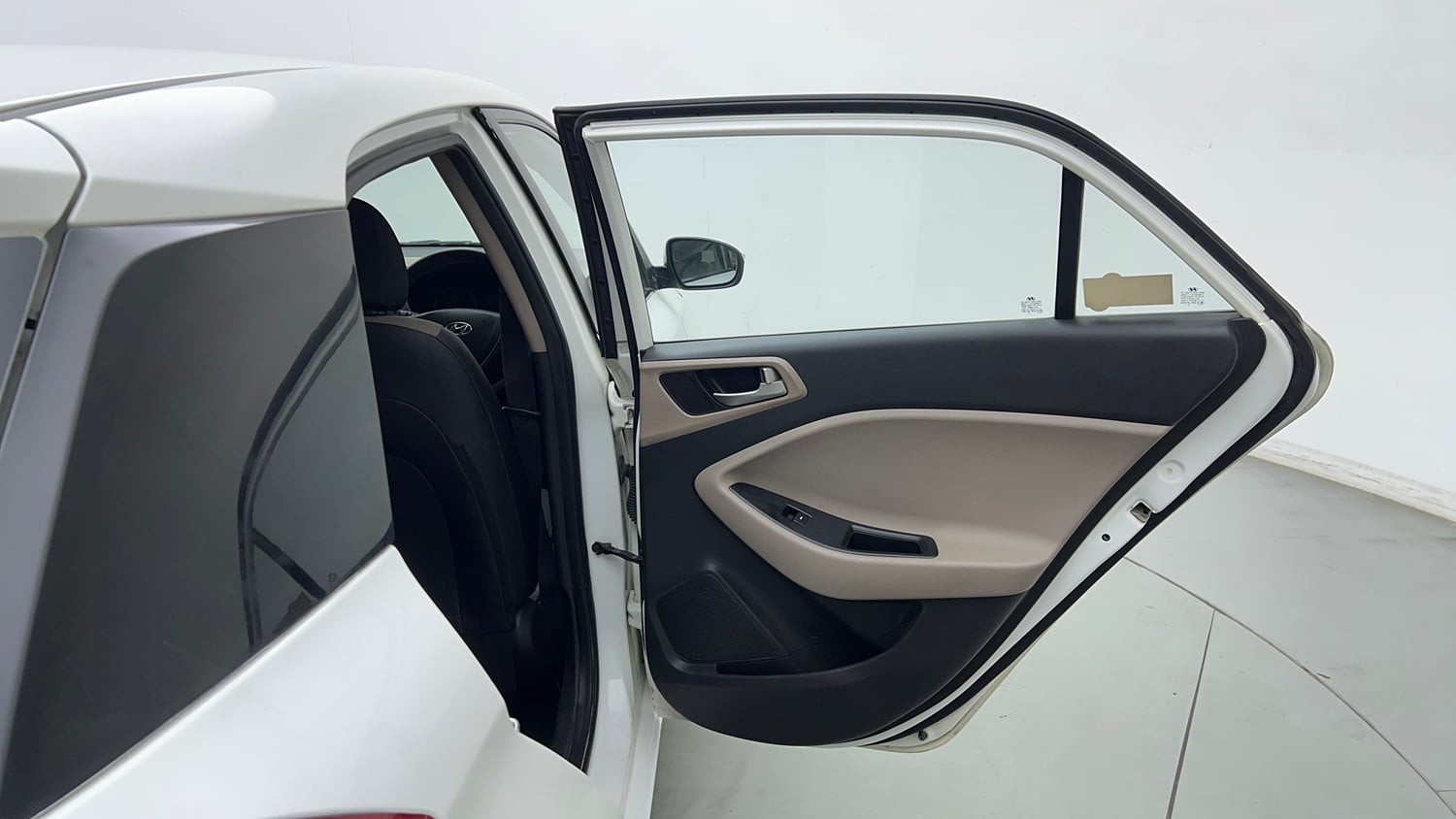 Used 2019 Hyundai Elite i20 Asta 1.2 Petrol Manual interior RIGHT REAR DOOR OPEN VIEW