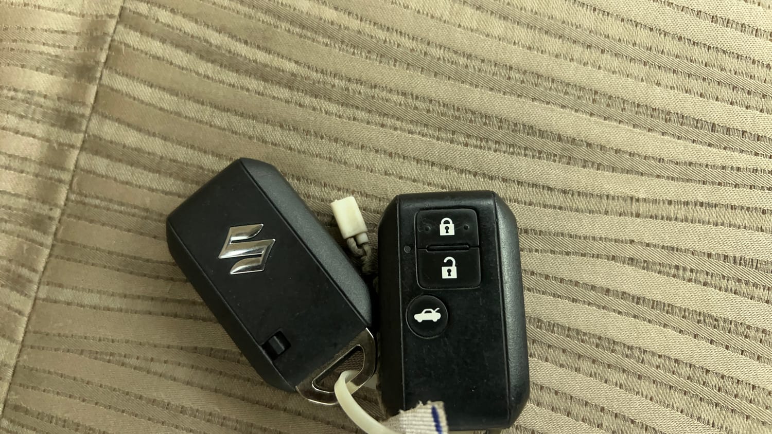 Used 2019 Maruti Suzuki Dzire ZXi Plus AMT Petrol Automatic extra CAR KEY VIEW