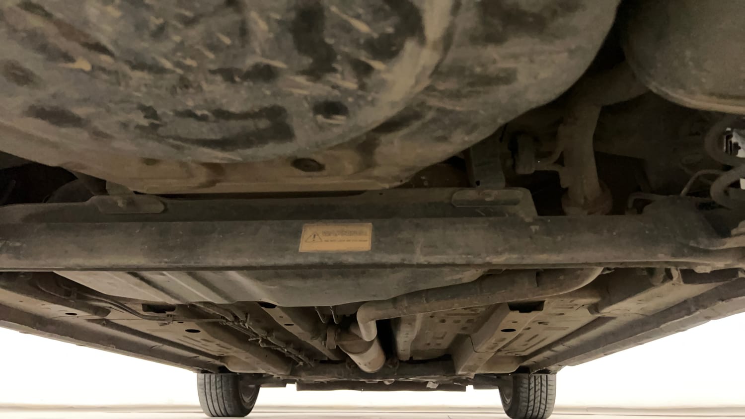 Used 2023 Tata Altroz XZ Petrol Petrol Manual extra REAR UNDERBODY VIEW (TAKEN FROM REAR)