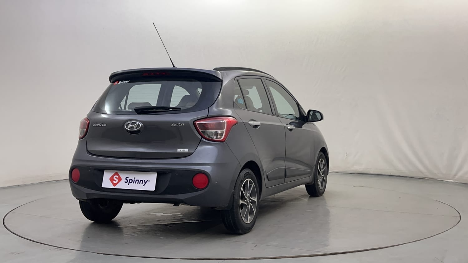 Used 2017 Hyundai Grand i10 Asta 1.2 Kappa VTVT Petrol Manual exterior RIGHT REAR CORNER VIEW