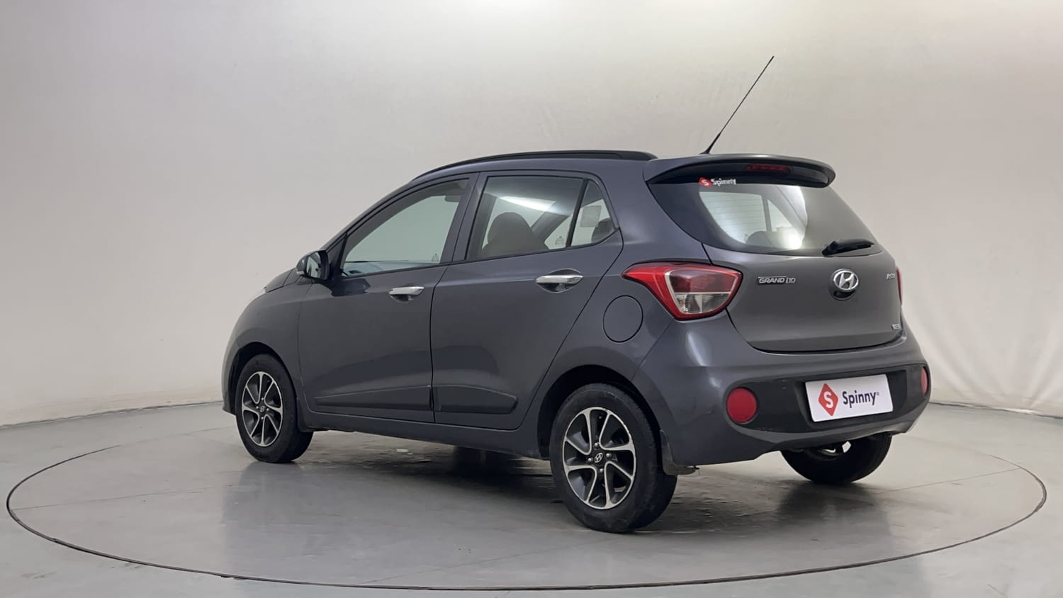 Used 2017 Hyundai Grand i10 Asta 1.2 Kappa VTVT Petrol Manual exterior LEFT REAR CORNER VIEW