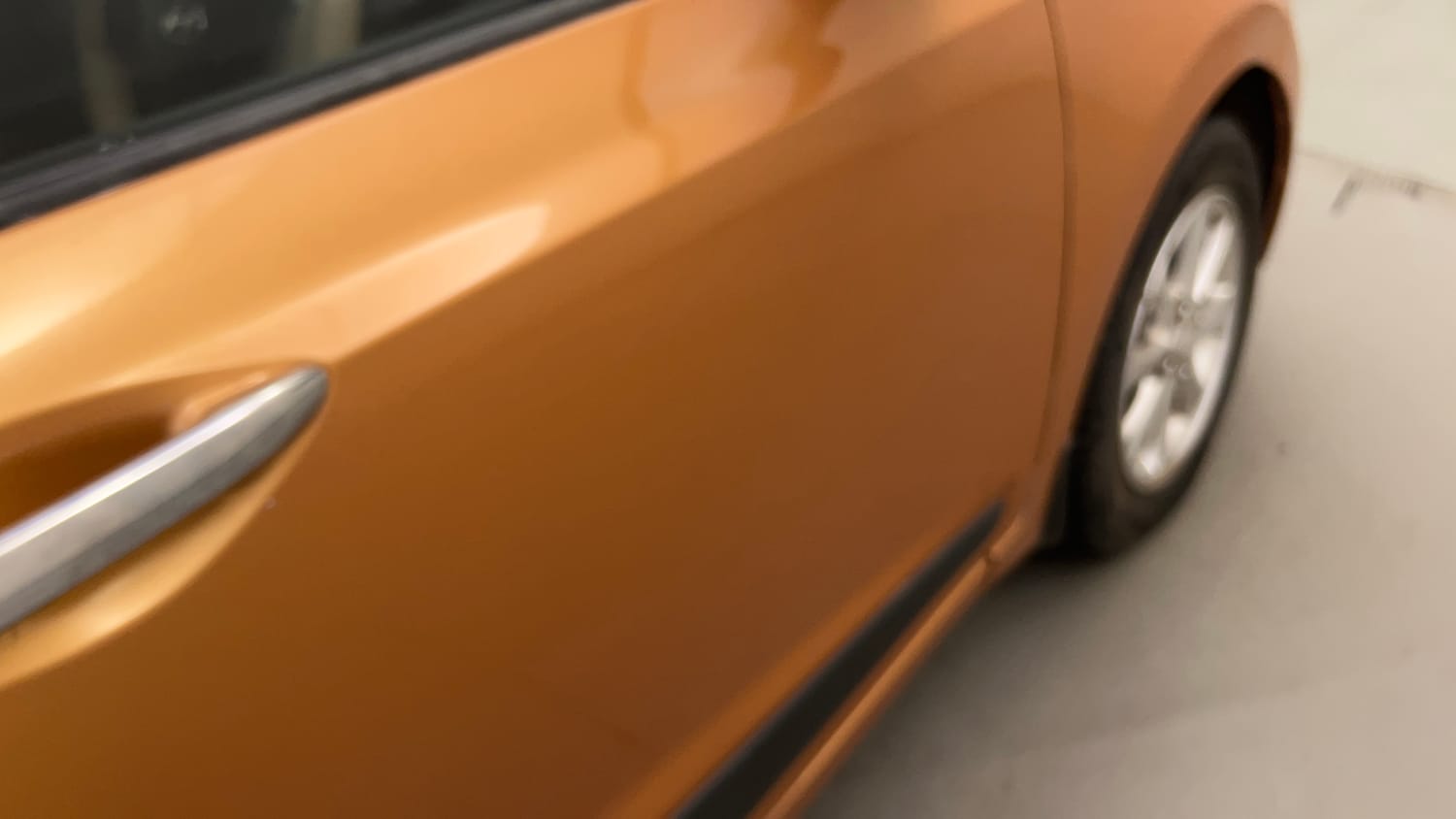 Used 2015 Hyundai Grand i10 Asta AT 1.2 Kappa VTVT Petrol Automatic dents MINOR DENT