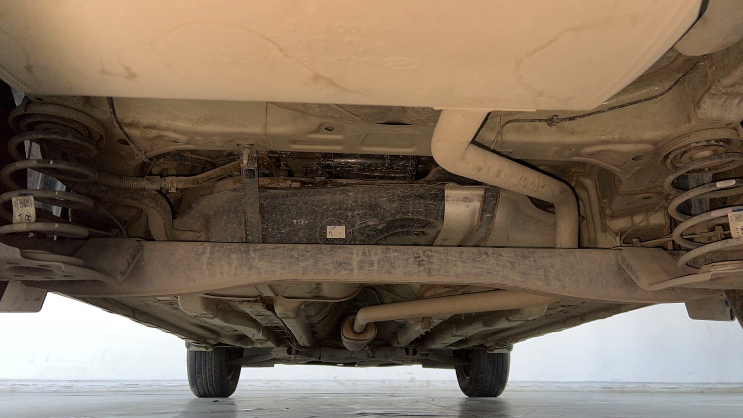 Used 2024 Hyundai Creta 1.5 MPi Petrol MT E Petrol Manual extra REAR UNDERBODY VIEW (TAKEN FROM REAR)