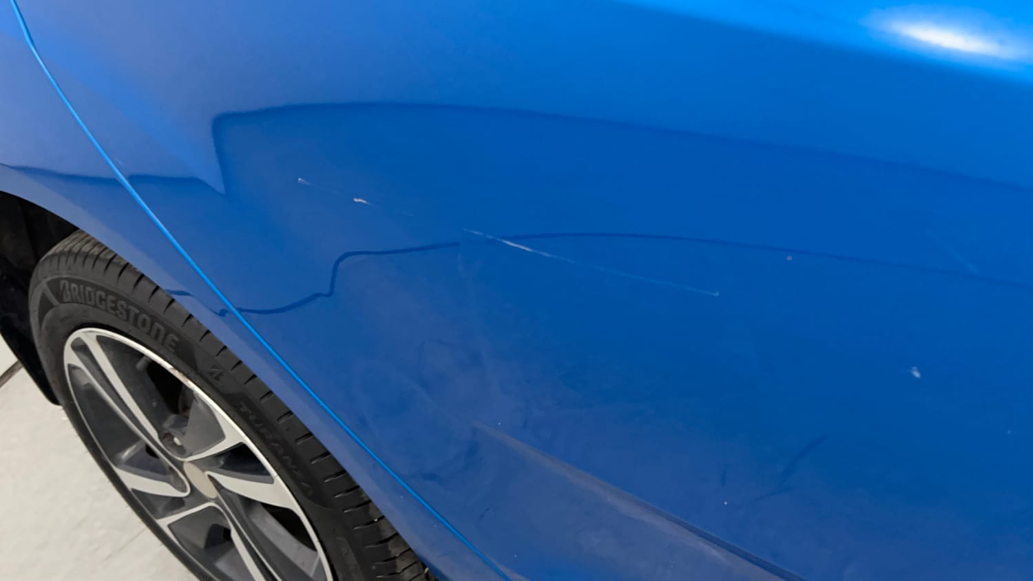 Used 2023 Tata Altroz XZ Petrol Petrol Manual dents MINOR SCRATCH