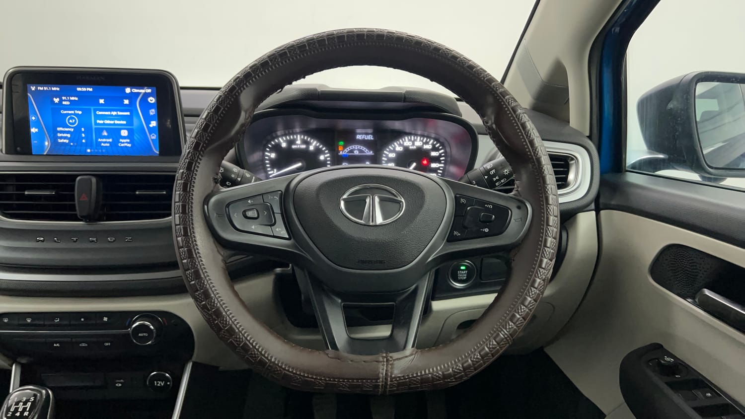 Used 2023 Tata Altroz XZ Petrol Petrol Manual interior STEERING VIEW