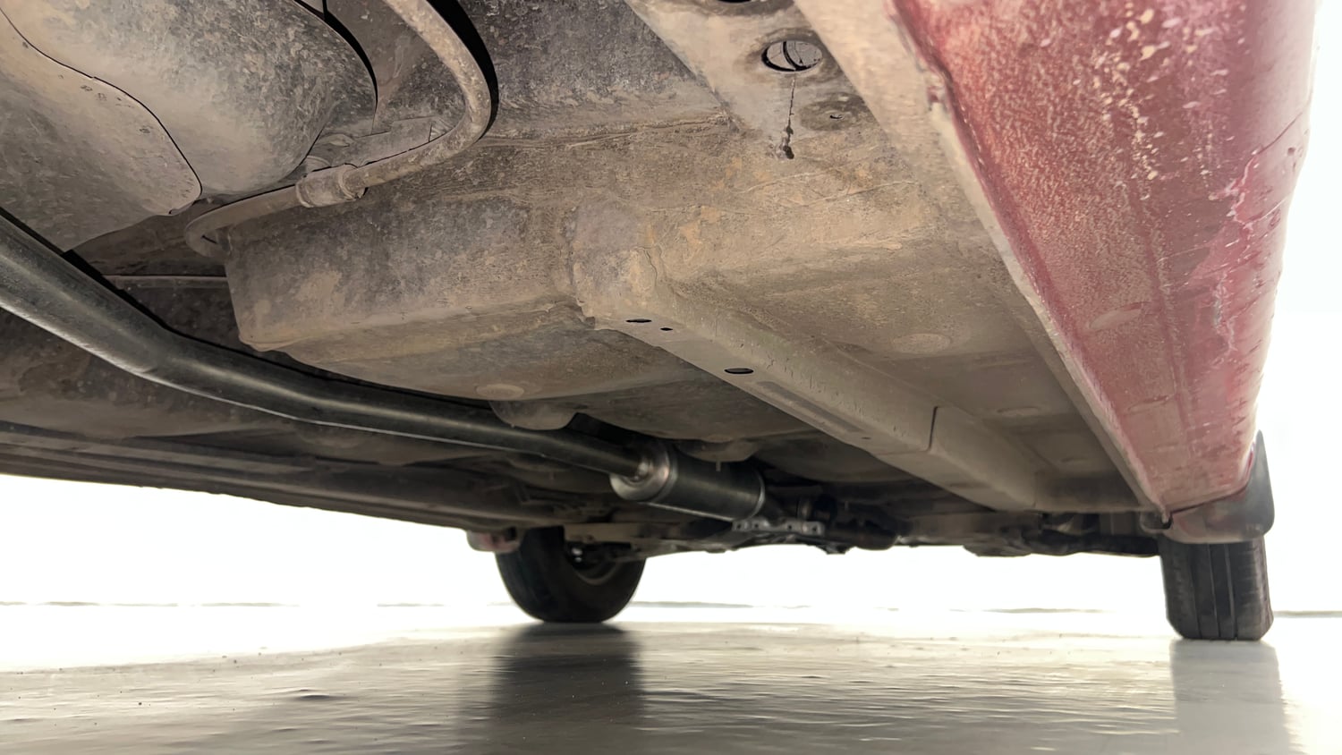 Used 2013 Hyundai i10 Sportz 1.2 Kappa2 Petrol Manual extra REAR RIGHT UNDERBODY VIEW