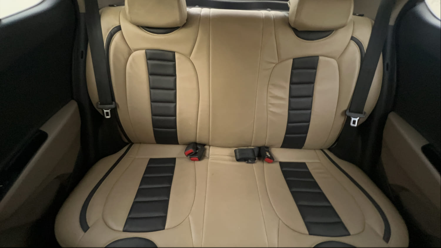 Used 2017 Hyundai Grand i10 Asta 1.2 Kappa VTVT Petrol Manual interior REAR SEAT CONDITION VIEW