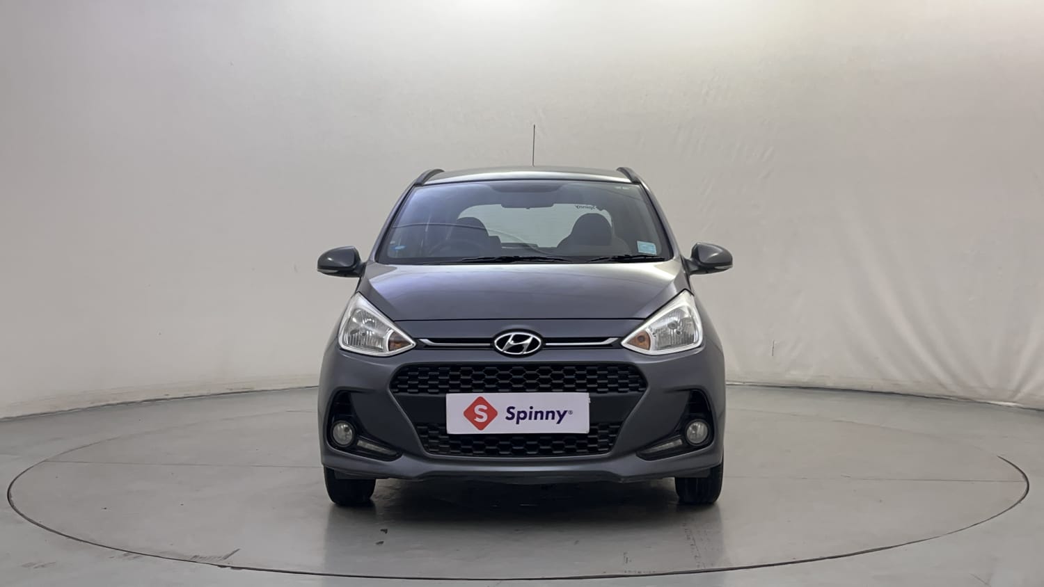 Used 2017 Hyundai Grand i10 Asta 1.2 Kappa VTVT Petrol Manual exterior FRONT VIEW