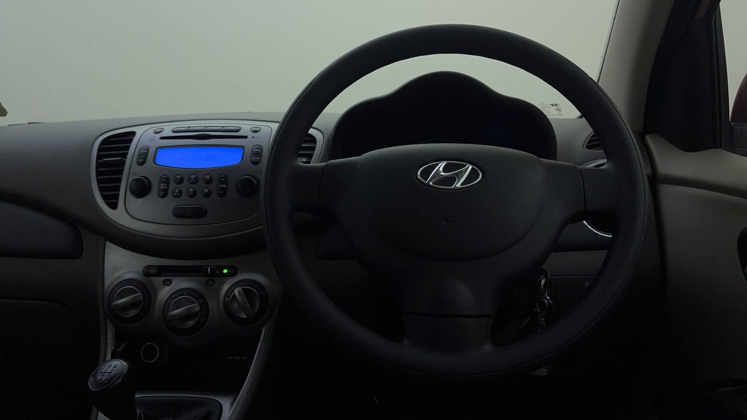 Used 2013 Hyundai i10 Sportz 1.2 Kappa2 Petrol Manual interior STEERING VIEW