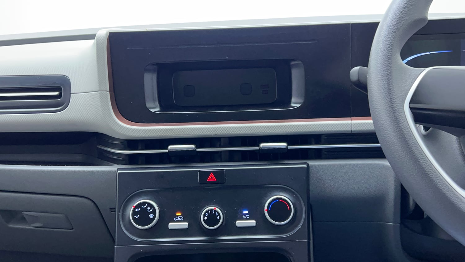 Used 2024 Hyundai Creta 1.5 MPi Petrol MT E Petrol Manual interior MUSIC SYSTEM & AC CONTROL VIEW