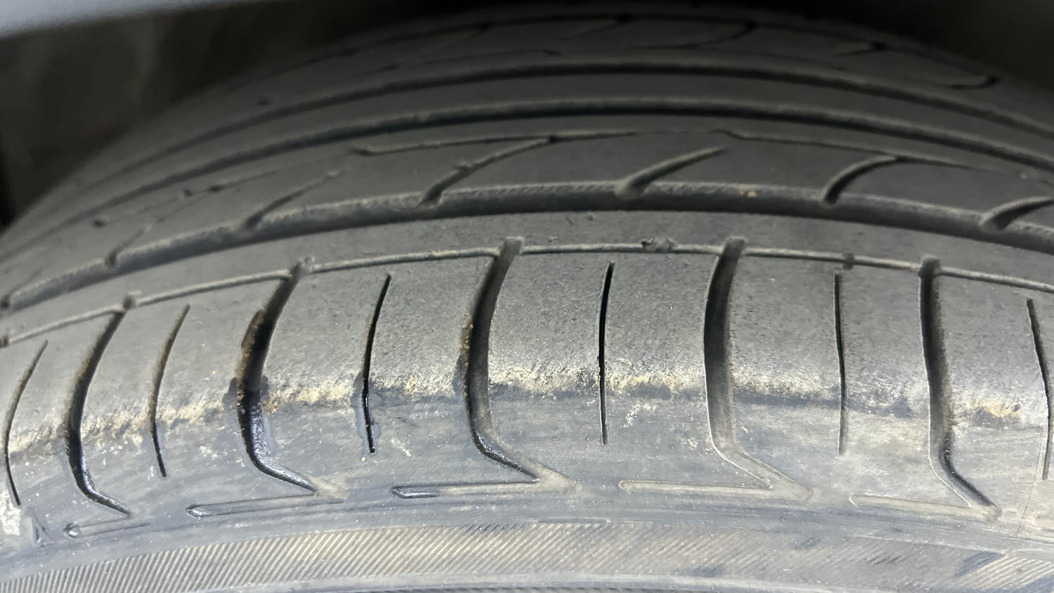 Used 2018 Hyundai Creta SX Plus 1.6 AT CRDI Diesel Automatic tyres RIGHT FRONT TYRE TREAD VIEW