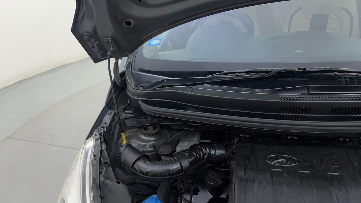 Used 2017 Hyundai Grand i10 Asta 1.2 Kappa VTVT Petrol Manual engine ENGINE RIGHT SIDE HINGE & APRON VIEW