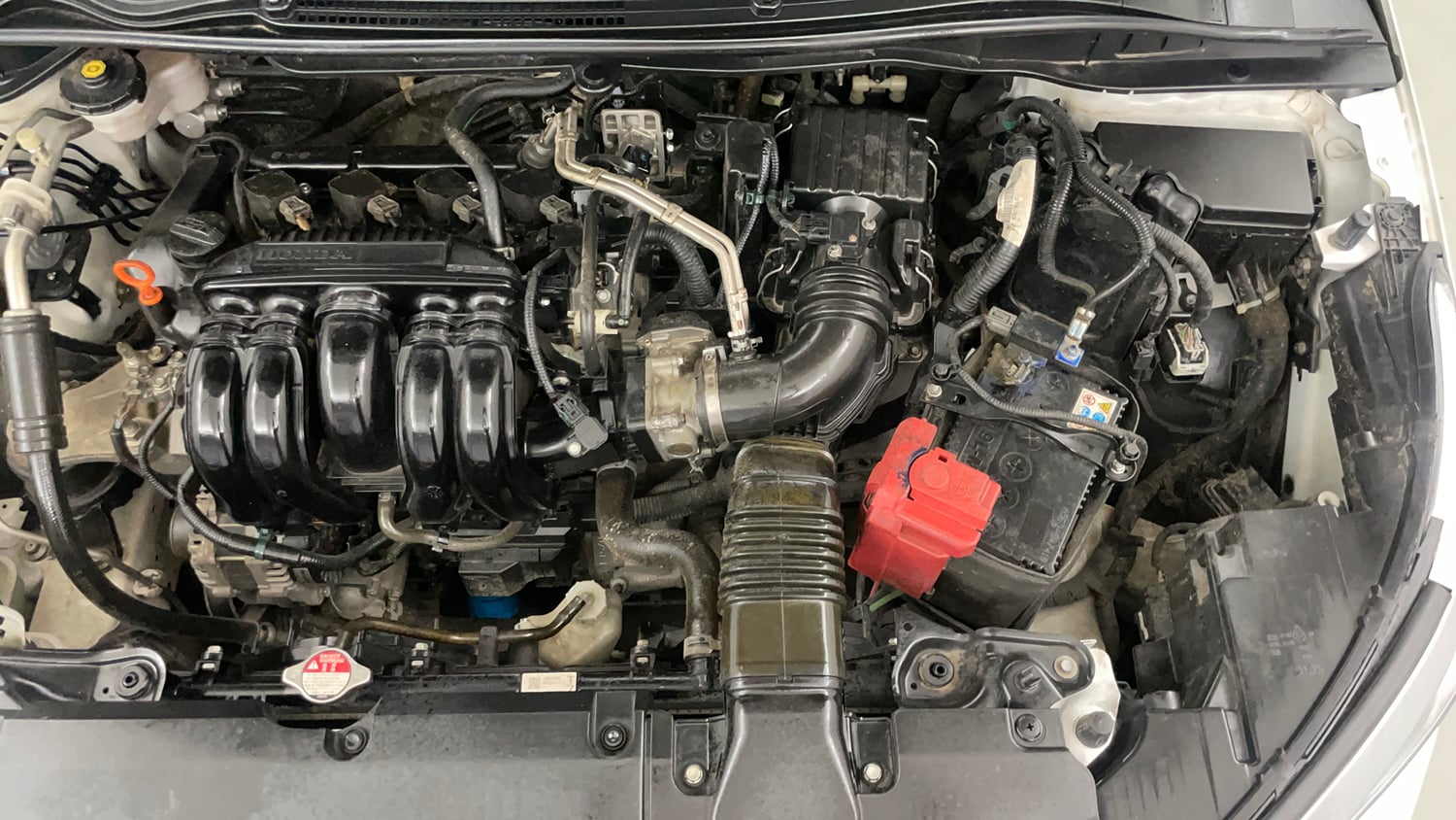 Used 2023 Honda City V Petrol MT Petrol Manual engine ENGINE LEFT SIDE VIEW