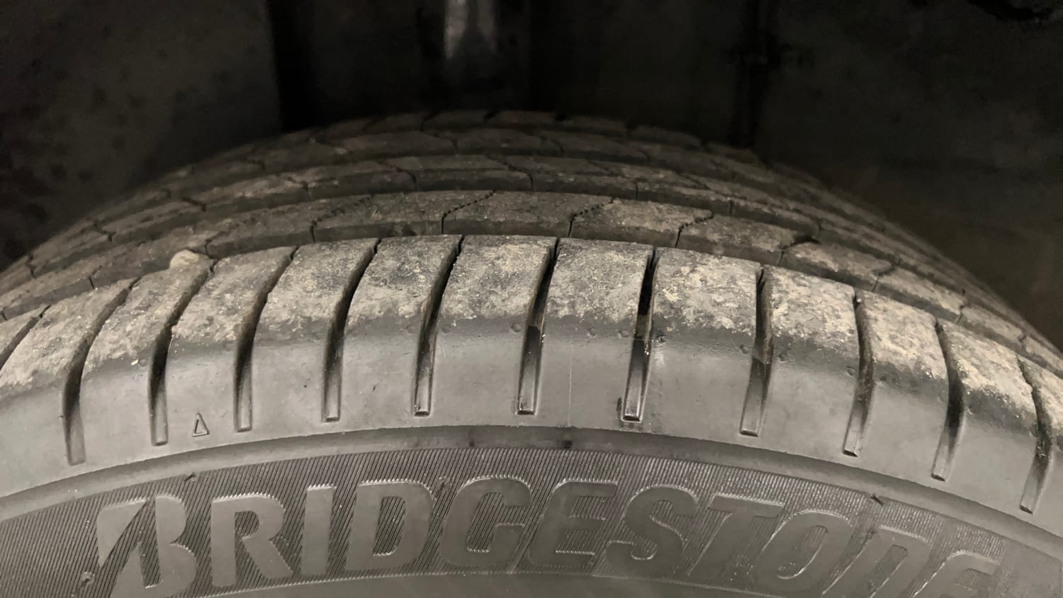 Used 2023 Tata Altroz XZ Petrol Petrol Manual tyres RIGHT REAR TYRE TREAD VIEW