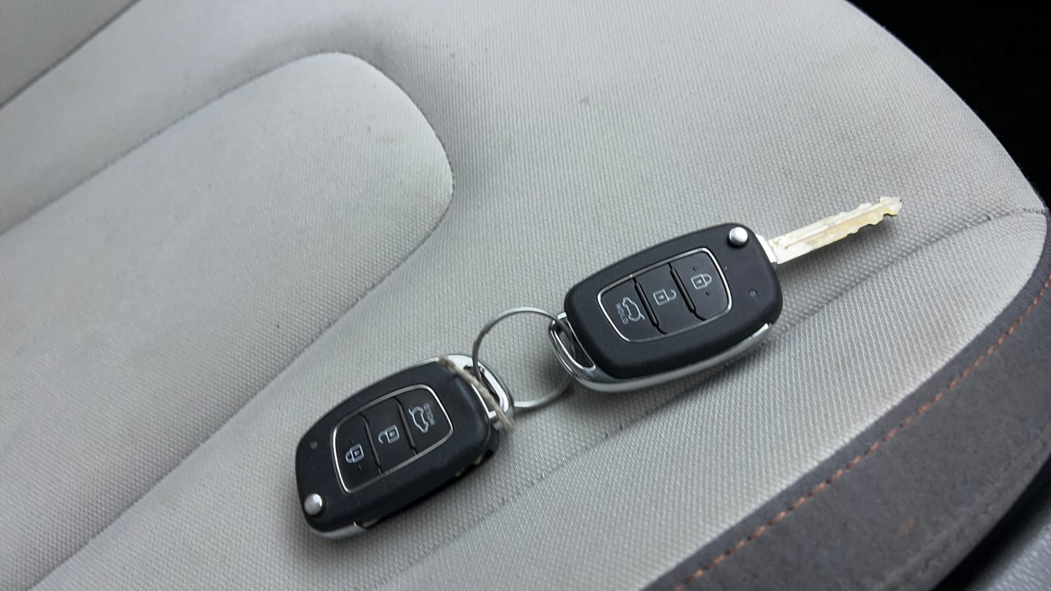 Used 2024 Hyundai Creta 1.5 MPi Petrol MT E Petrol Manual extra CAR KEY VIEW