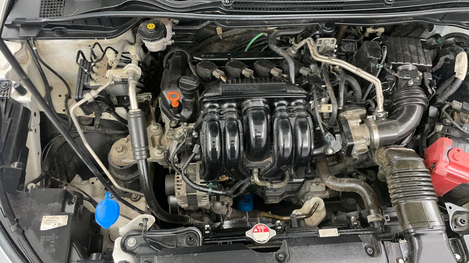 Used 2023 Honda City V Petrol MT Petrol Manual engine ENGINE RIGHT SIDE VIEW