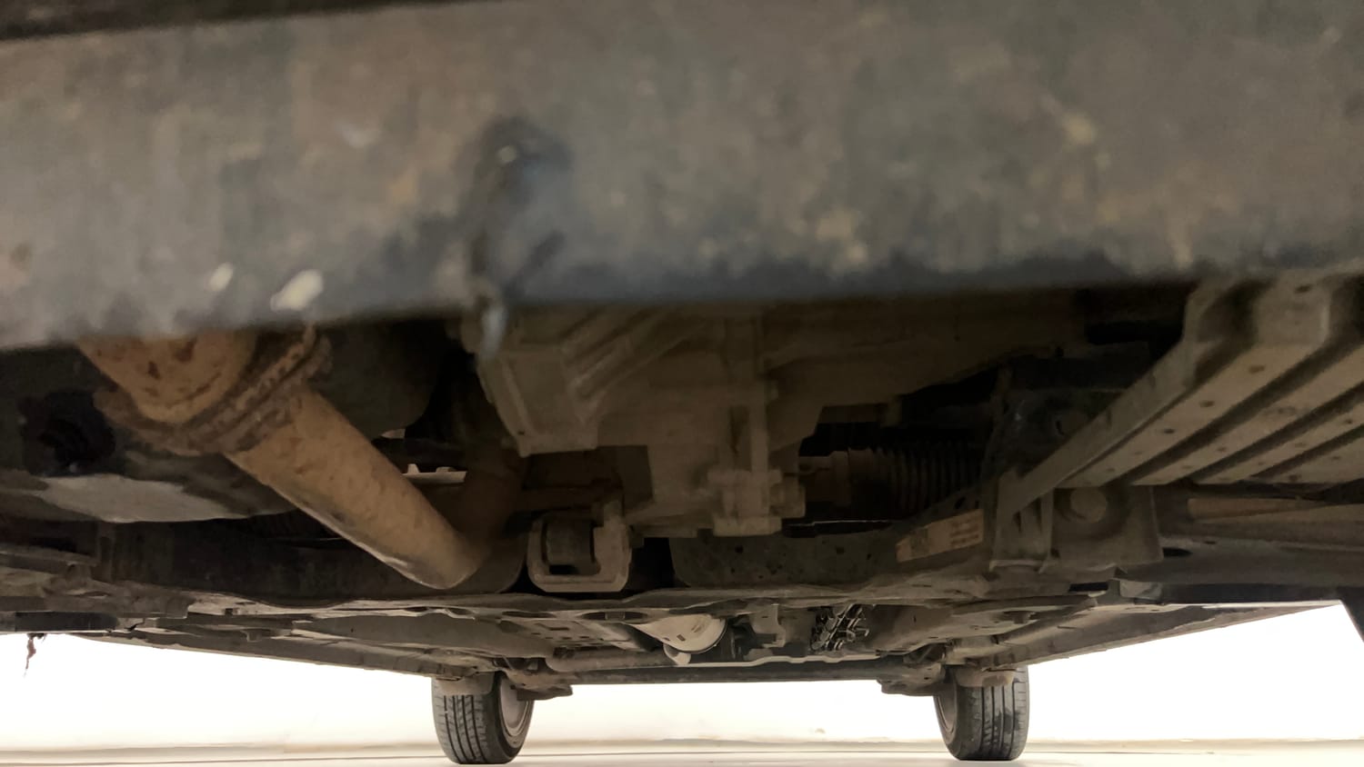 Used 2023 Tata Altroz XZ Petrol Petrol Manual extra FRONT LEFT UNDERBODY VIEW