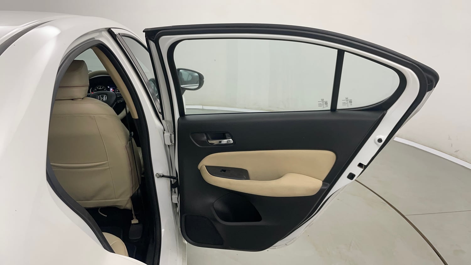 Used 2023 Honda City V Petrol MT Petrol Manual interior RIGHT REAR DOOR OPEN VIEW