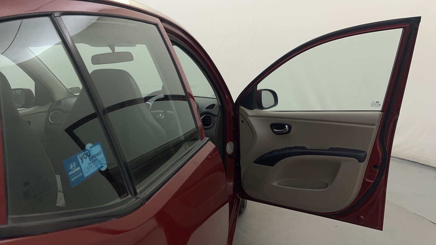 Used 2013 Hyundai i10 Sportz 1.2 Kappa2 Petrol Manual interior RIGHT FRONT DOOR OPEN VIEW