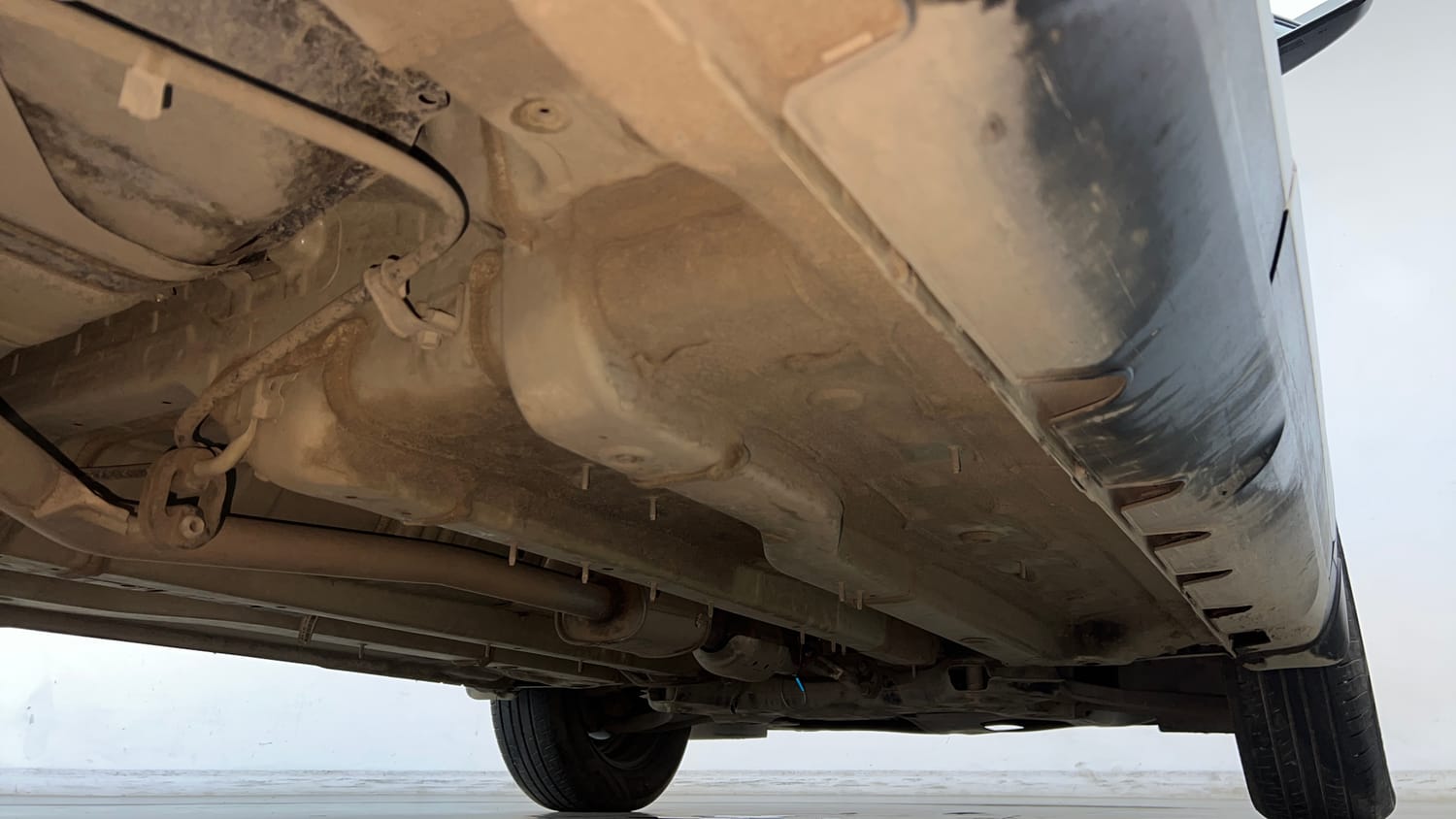 Used 2024 Hyundai Creta 1.5 MPi Petrol MT E Petrol Manual extra REAR RIGHT UNDERBODY VIEW