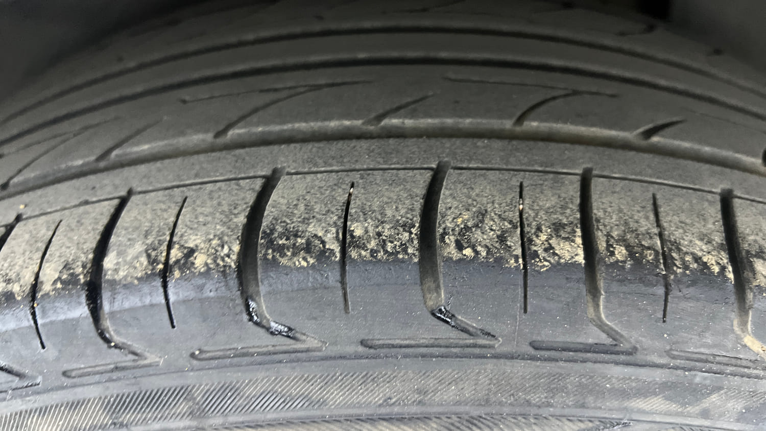 Used 2018 Hyundai Creta SX Plus 1.6 AT CRDI Diesel Automatic tyres LEFT REAR TYRE TREAD VIEW