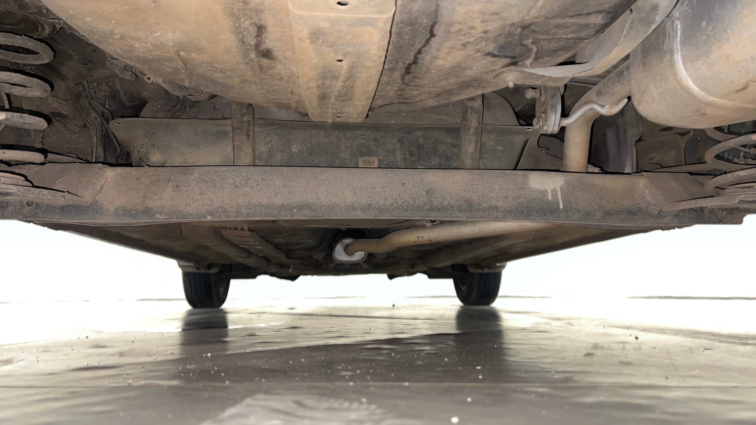 Used 2017 Hyundai Grand i10 Asta 1.2 Kappa VTVT Petrol Manual extra REAR UNDERBODY VIEW (TAKEN FROM REAR)