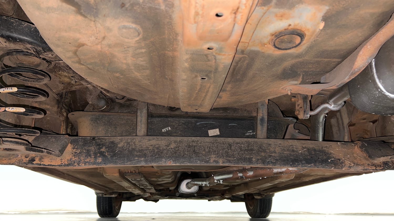 Used 2015 Hyundai Grand i10 Asta AT 1.2 Kappa VTVT Petrol Automatic extra REAR UNDERBODY VIEW (TAKEN FROM REAR)