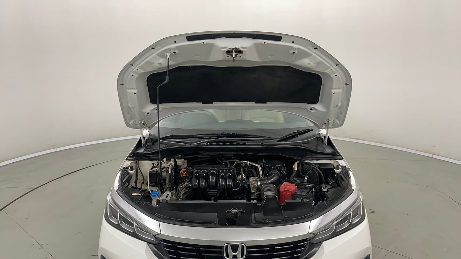 Used 2023 Honda City V Petrol MT Petrol Manual engine ENGINE & BONNET OPEN FRONT VIEW