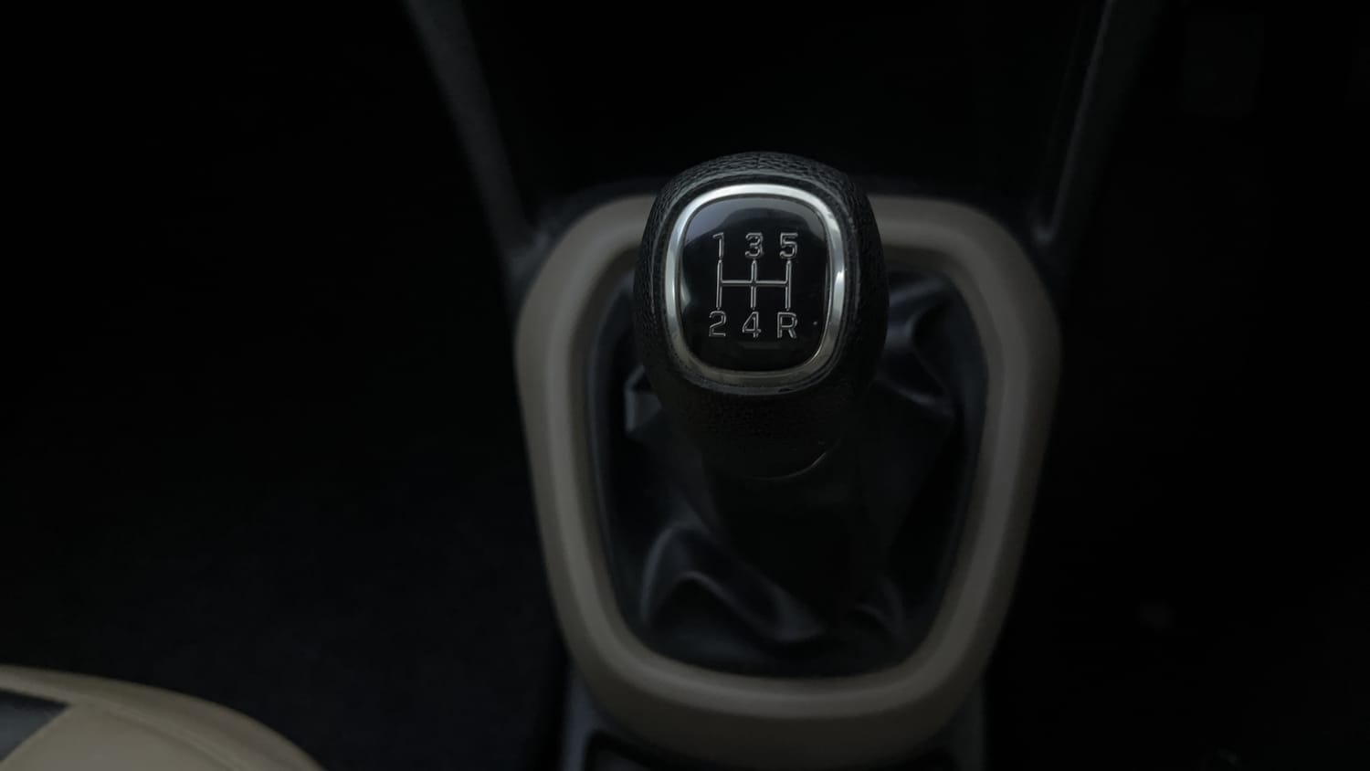 Used 2017 Hyundai Grand i10 Asta 1.2 Kappa VTVT Petrol Manual interior GEAR  KNOB VIEW