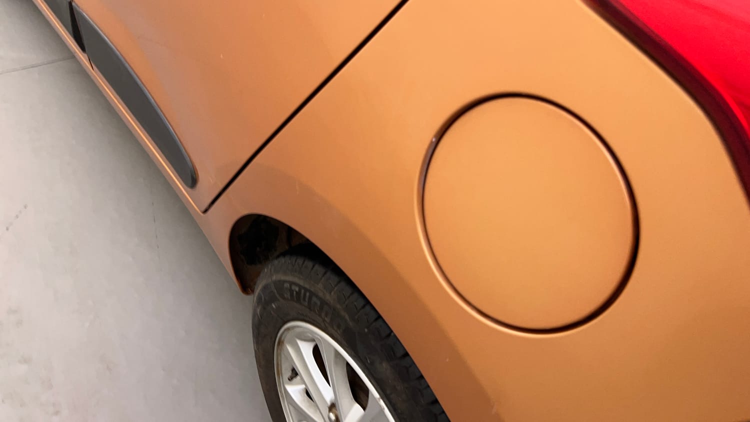 Used 2015 Hyundai Grand i10 Asta AT 1.2 Kappa VTVT Petrol Automatic dents MINOR DENT