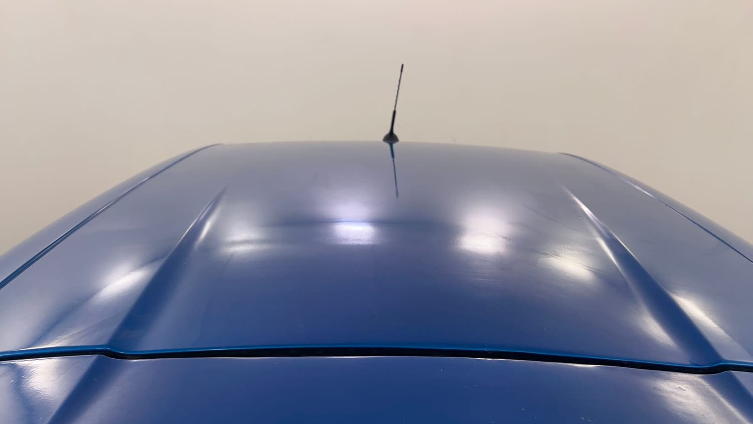Used 2023 Tata Altroz XZ Petrol Petrol Manual exterior EXTERIOR ROOF VIEW