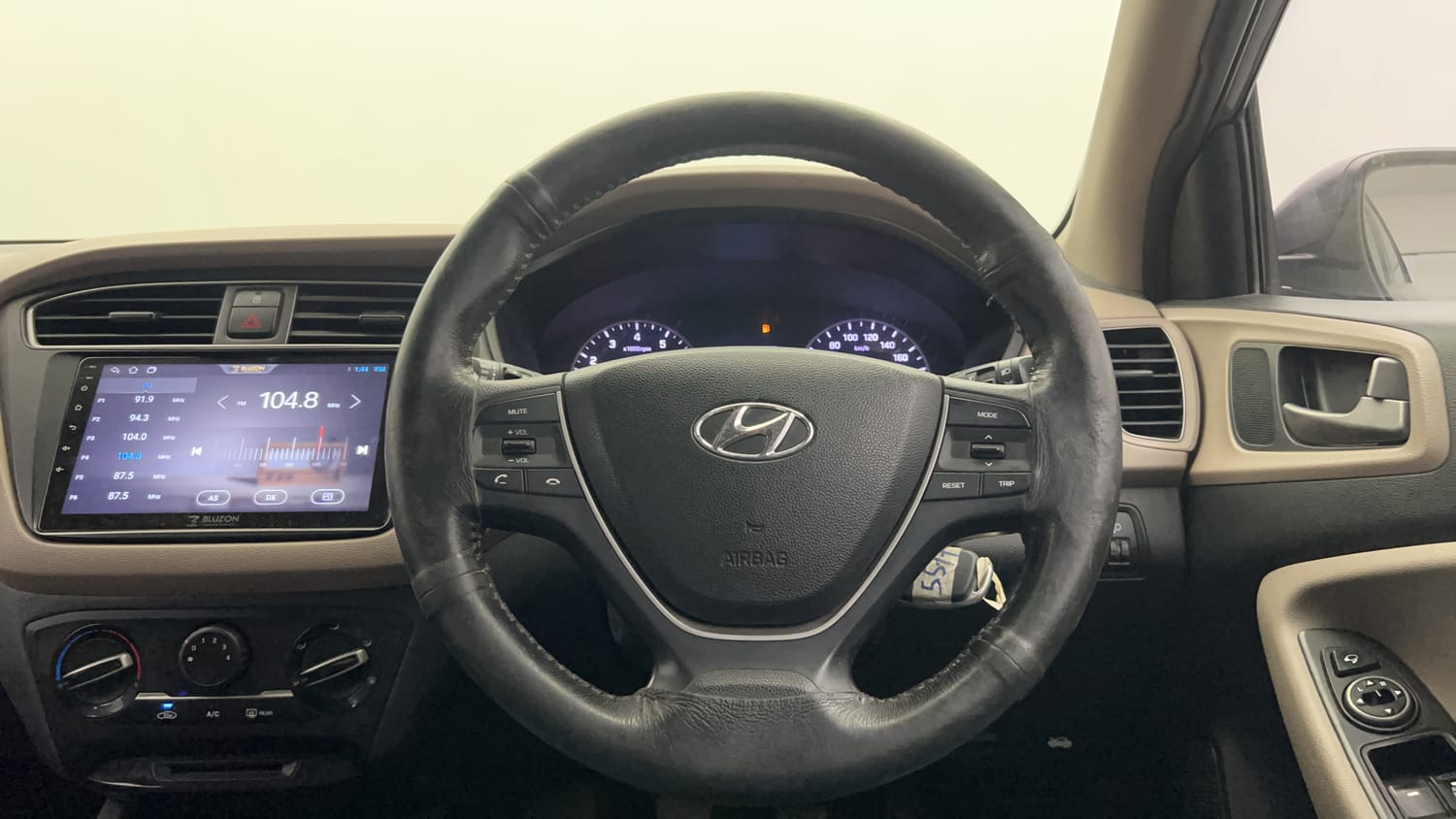 Used 2018 Hyundai Elite i20 Sportz 1.2 Petrol Manual interior STEERING VIEW