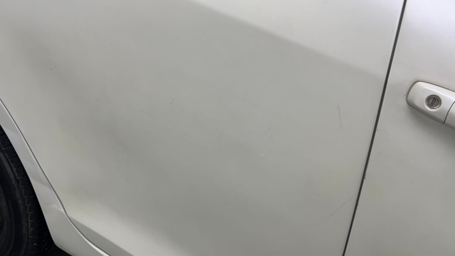 Used 2016 Maruti Suzuki Swift VXi Petrol Manual dents MINOR SCRATCH