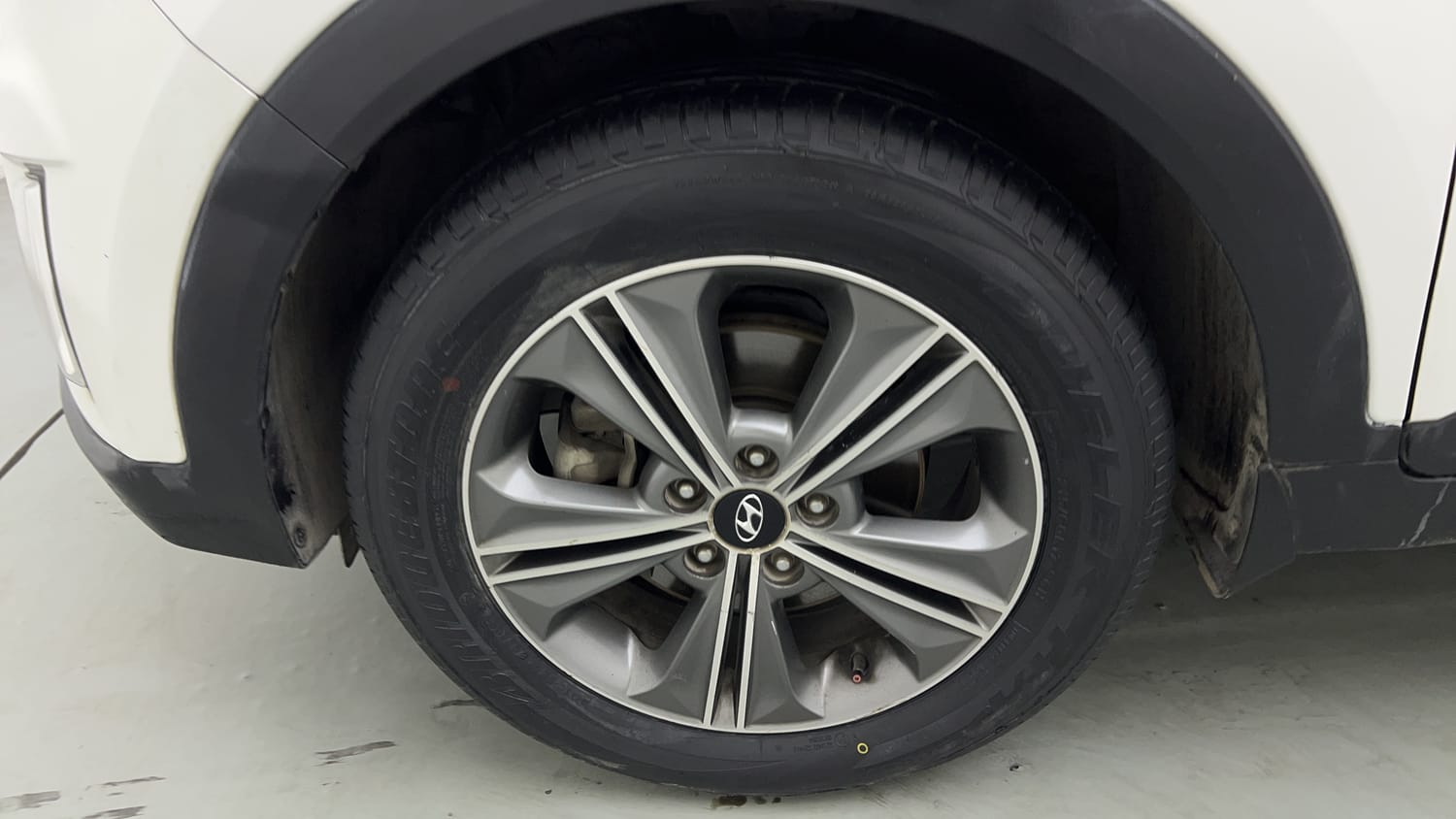 Used 2016 Hyundai Creta 1.6 SX Plus AT Petrol Petrol Automatic tyres LEFT FRONT TYRE RIM VIEW