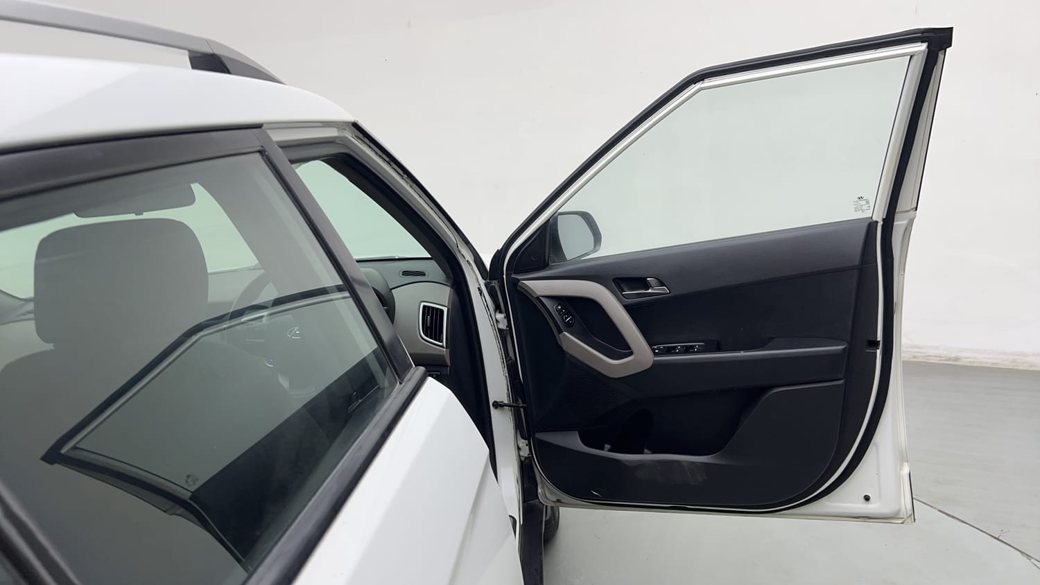 Used 2016 Hyundai Creta 1.6 SX Plus AT Petrol Petrol Automatic interior RIGHT FRONT DOOR OPEN VIEW