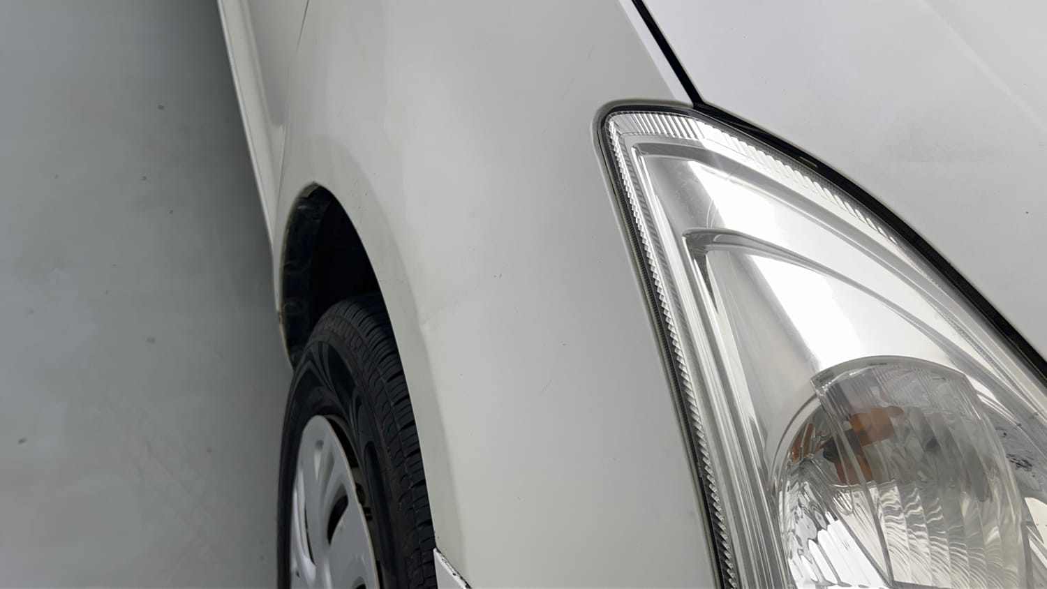 Used 2016 Maruti Suzuki Swift VXi Petrol Manual dents MINOR SCRATCH