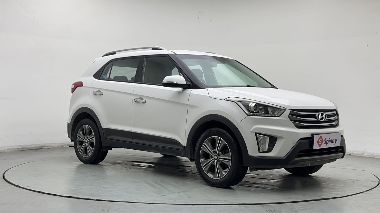 Used 2016 Hyundai Creta 1.6 SX Plus AT Petrol Petrol Automatic exterior RIGHT FRONT CORNER VIEW