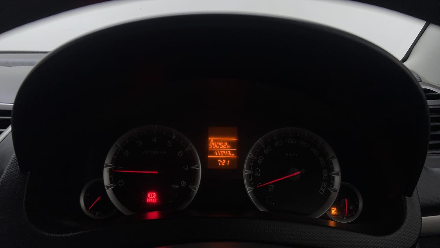 Used 2016 Maruti Suzuki Swift VXi Petrol Manual interior CLUSTERMETER VIEW
