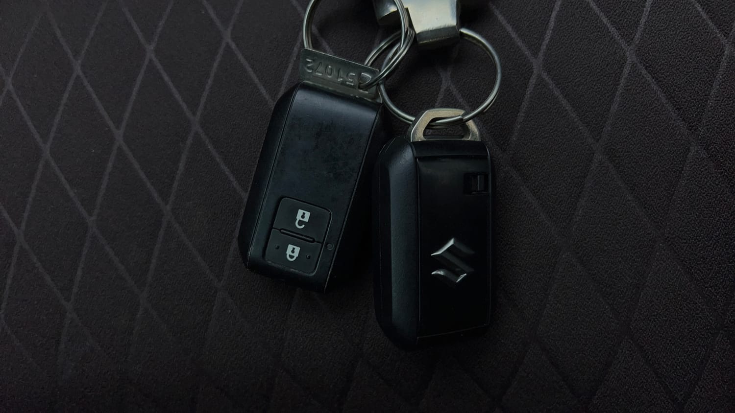Used 2024 Maruti Suzuki Grand Vitara Zeta Smart Hybrid Petrol Manual extra CAR KEY VIEW