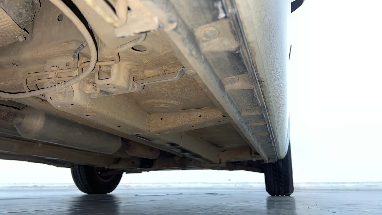 Used 2016 Maruti Suzuki Swift VXi Petrol Manual extra REAR RIGHT UNDERBODY VIEW