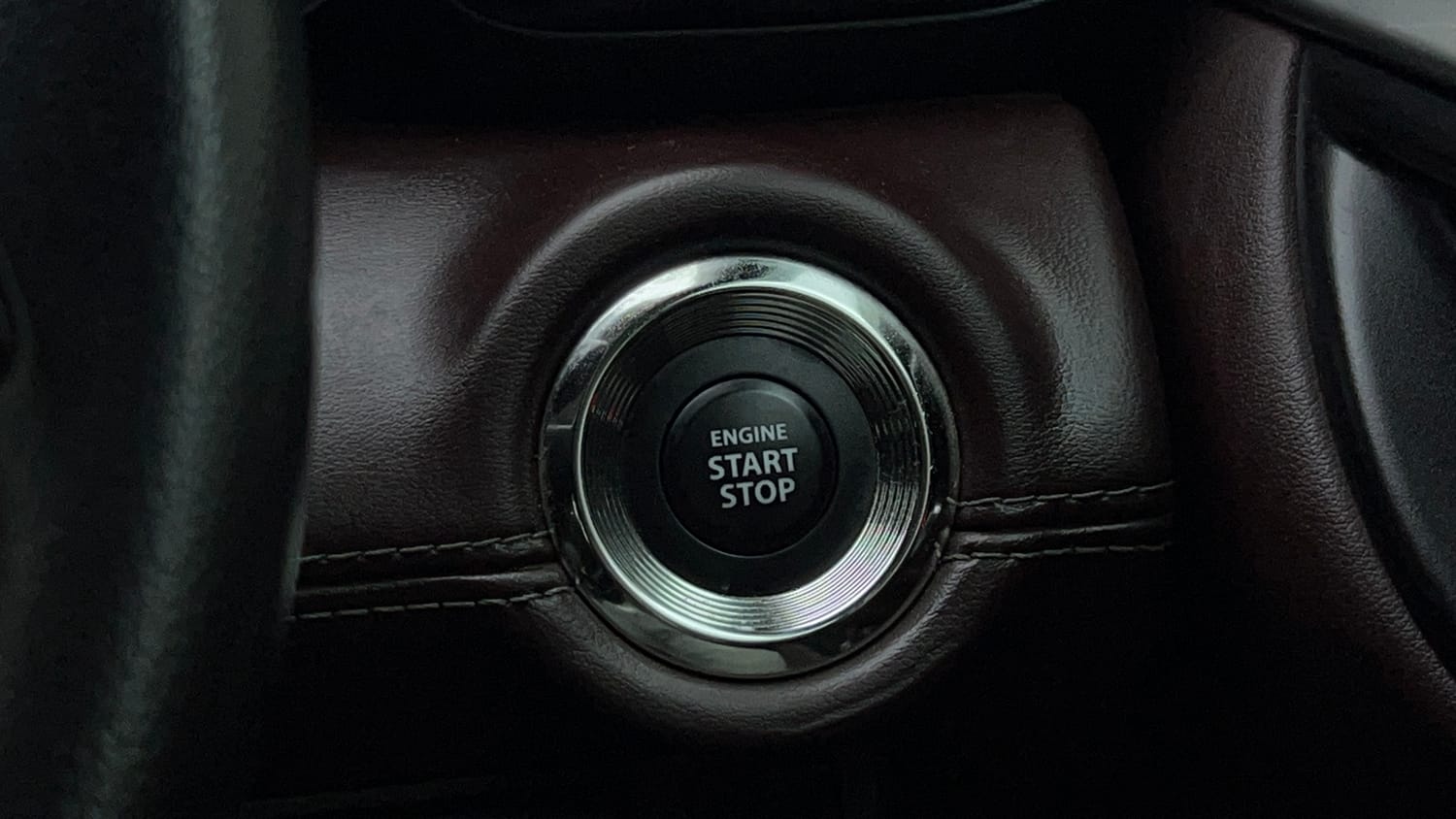 Used 2024 Maruti Suzuki Grand Vitara Zeta Smart Hybrid Petrol Manual top_features Keyless start