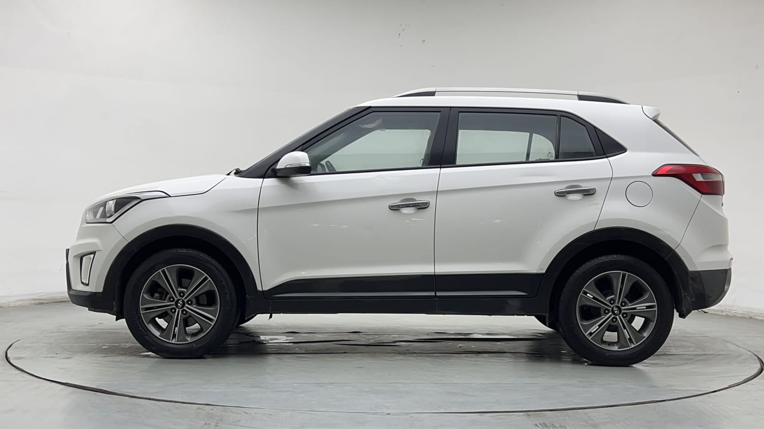 Used 2016 Hyundai Creta 1.6 SX Plus AT Petrol Petrol Automatic exterior LEFT SIDE VIEW