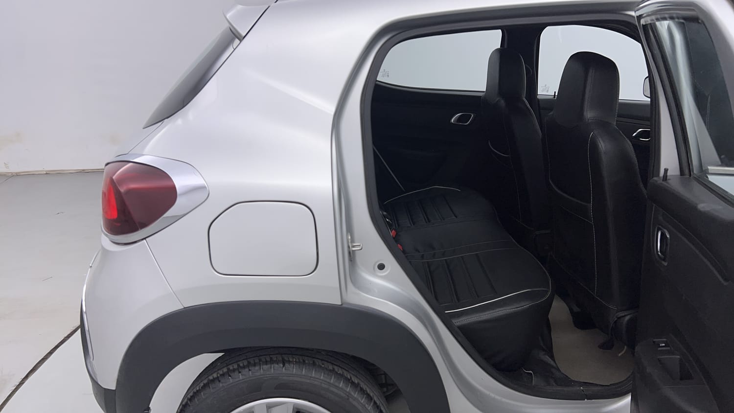 Used 2020 Renault Kwid RXT 1.0 Opt Petrol Manual interior RIGHT SIDE REAR DOOR CABIN VIEW