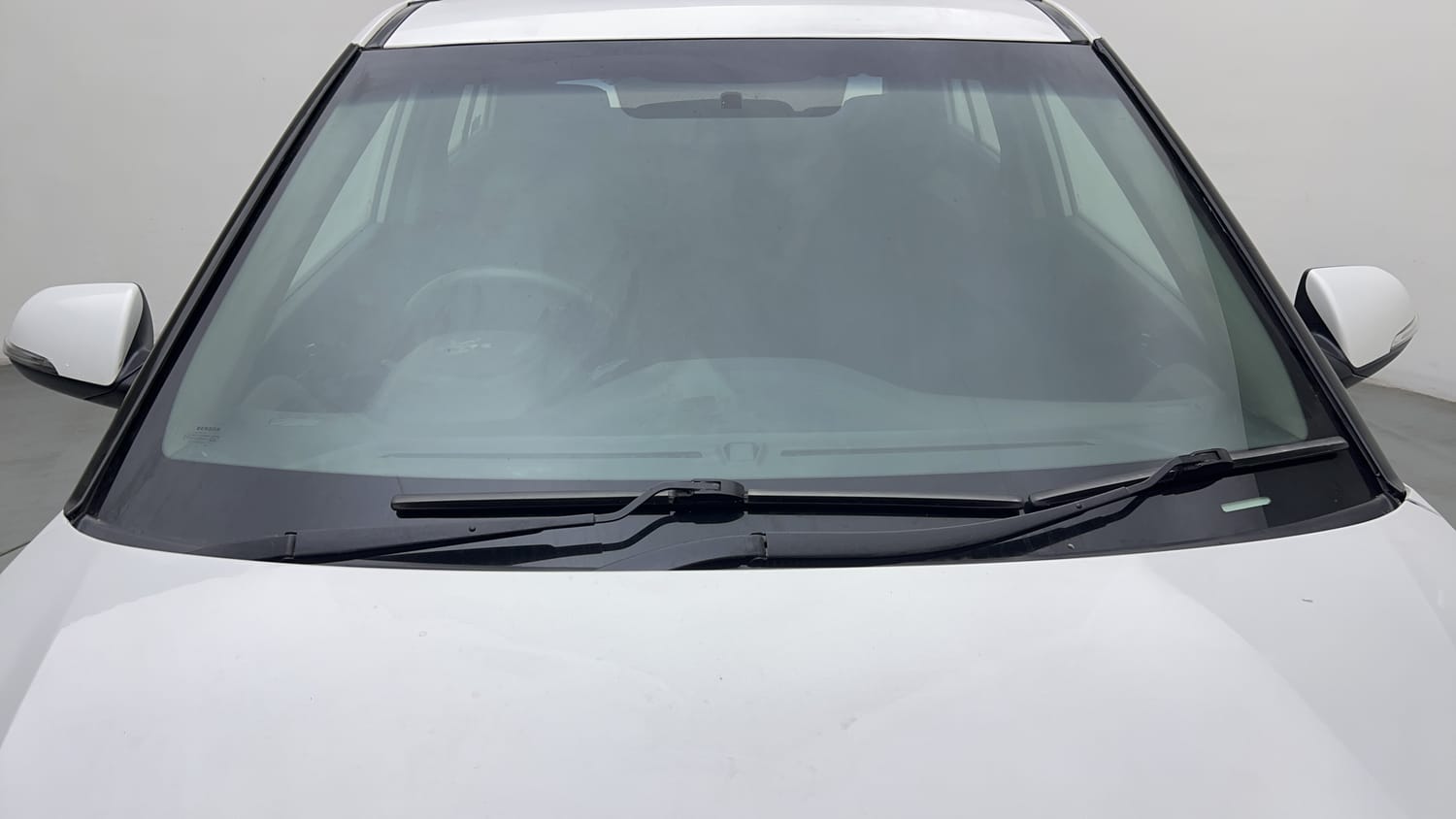 Used 2016 Hyundai Creta 1.6 SX Plus AT Petrol Petrol Automatic exterior FRONT WINDSHIELD VIEW